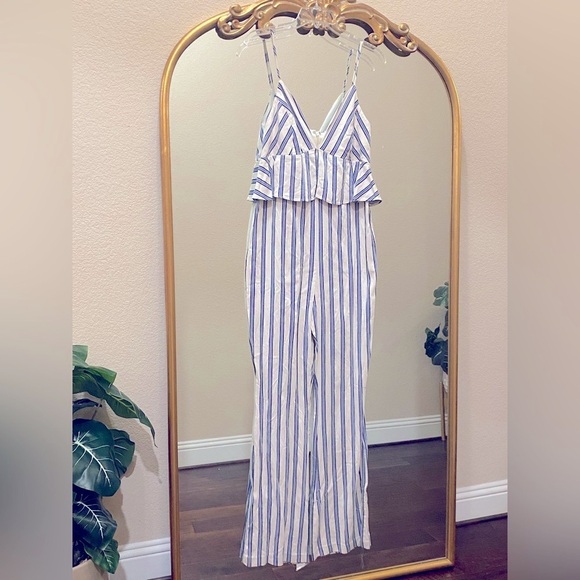 BCBGENERATION Striped Blue and White Jumpsuit Size 8 - Picture 4 of 13
